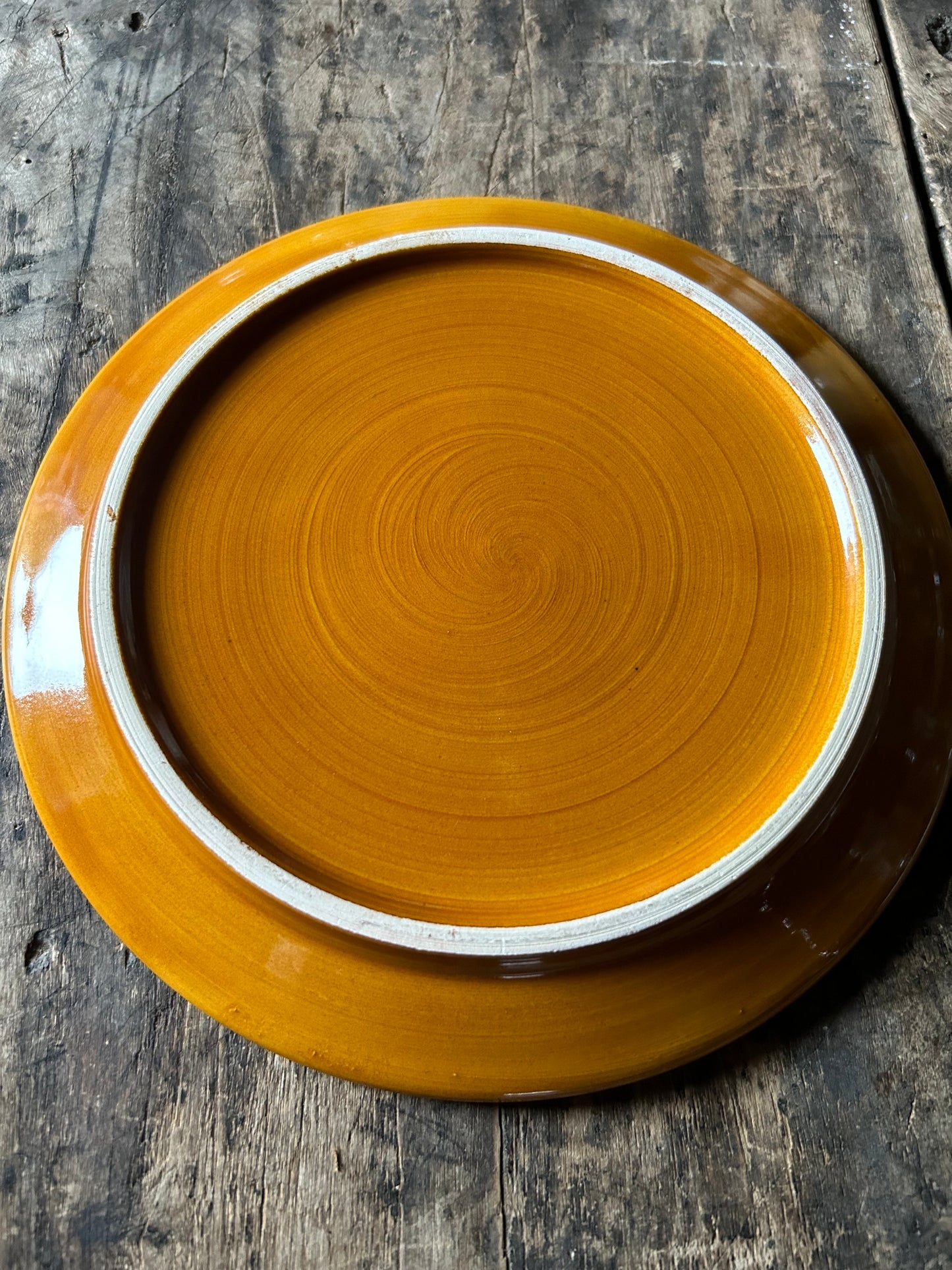 Assiette (Petite / Poterie artisanale 1980)