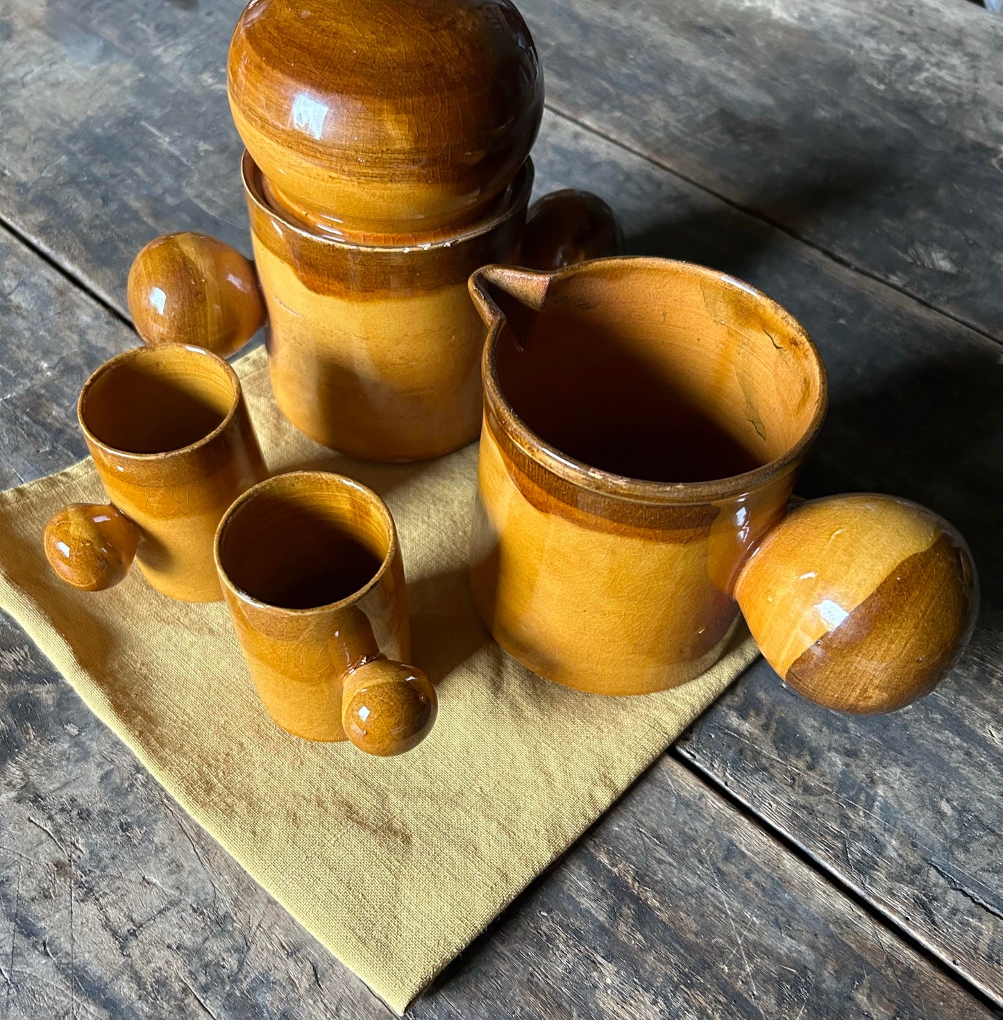 Plateau céramique et ses 6 tasses (vintage)