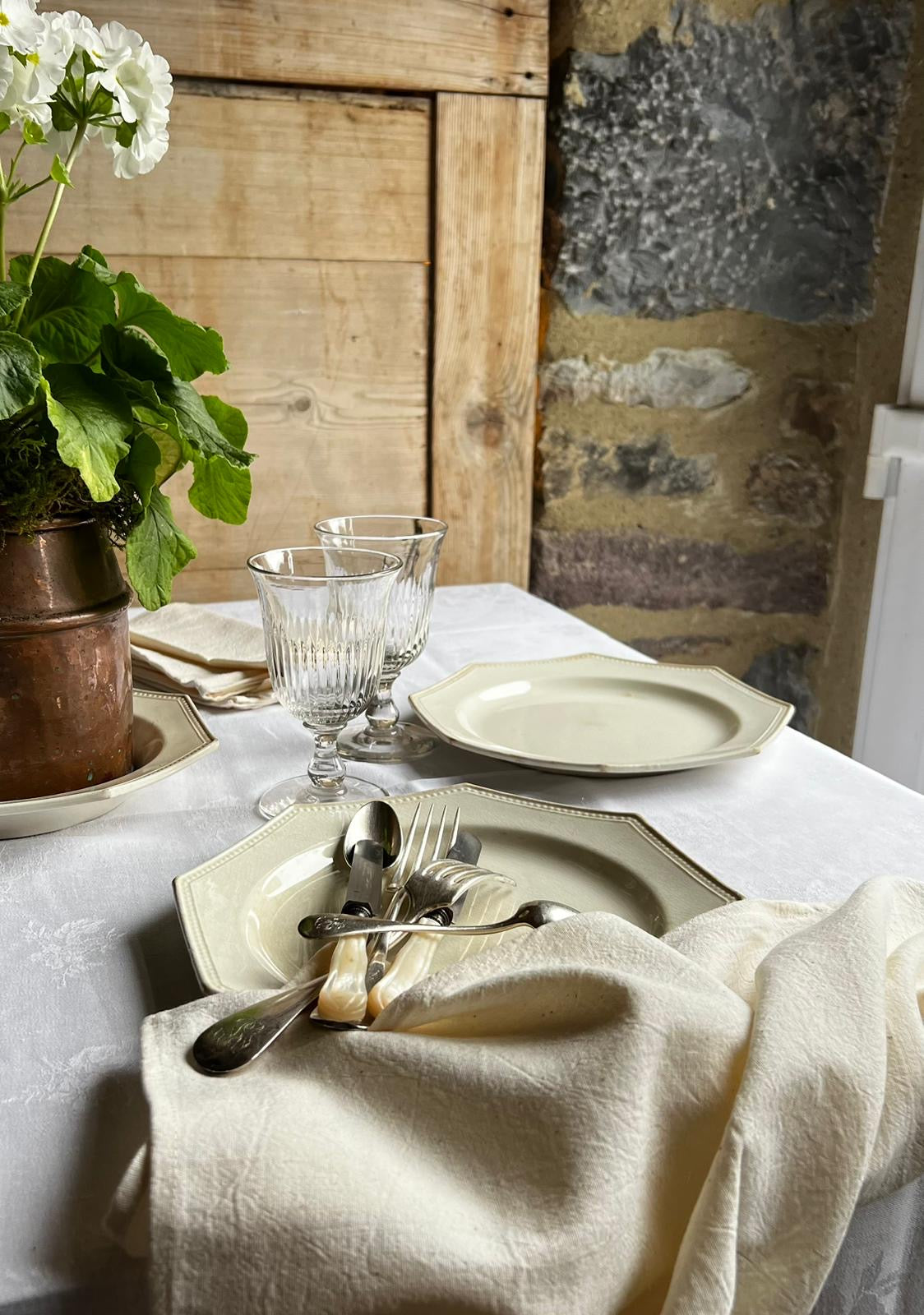 Assiette creuse Creil et Montereau 24cm