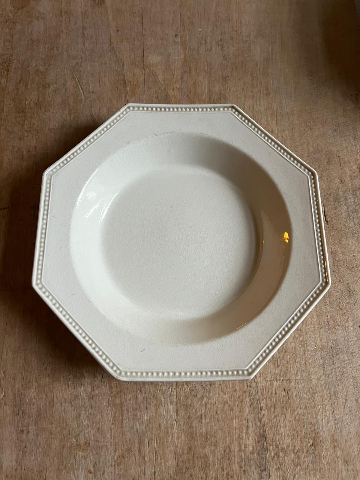 Assiette creuse Creil et Montereau 24cm
